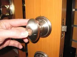 Locksmith Master Store Saint Paul, MN 651-347-1002 - door-unlock